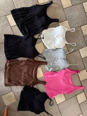Lot 7 padded bra tank tops camisoles